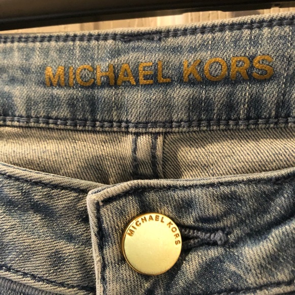 Michael Kors straight legs in washed denim. Lace up details. Size 4. Worn once. - Picture 3 of 5